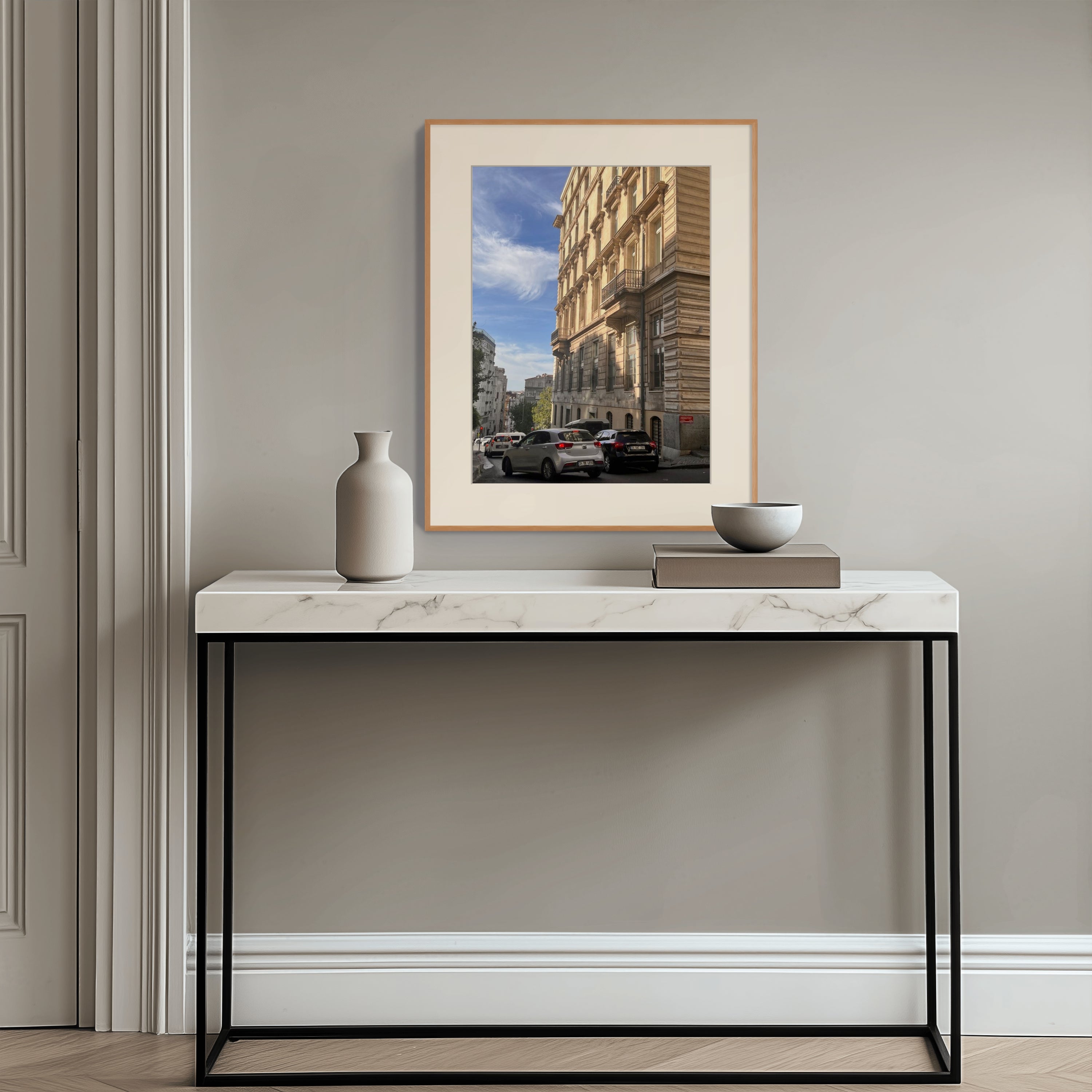 City Silhouettes: Pera Echoes